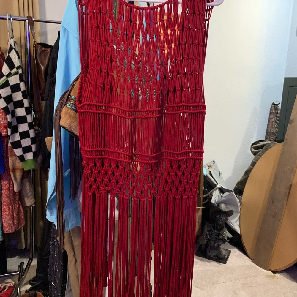 Red Fringe Knit Vest - Picture 2 of 3